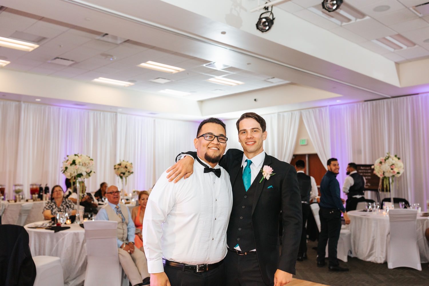 Garter Toss - https://brittneyhannonphotography.com