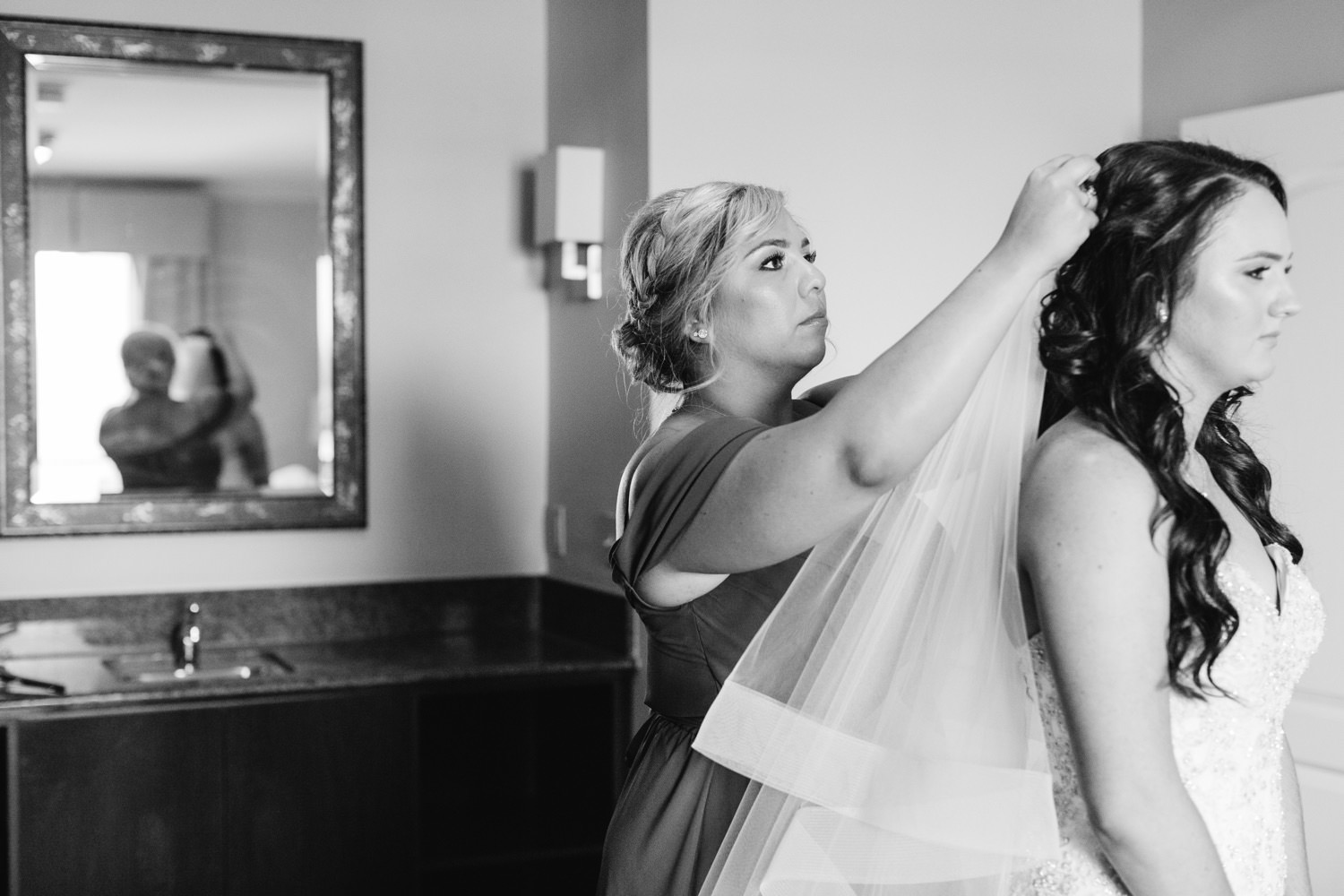 Maid of Honor duties - https://brittneyhannonphotography.com