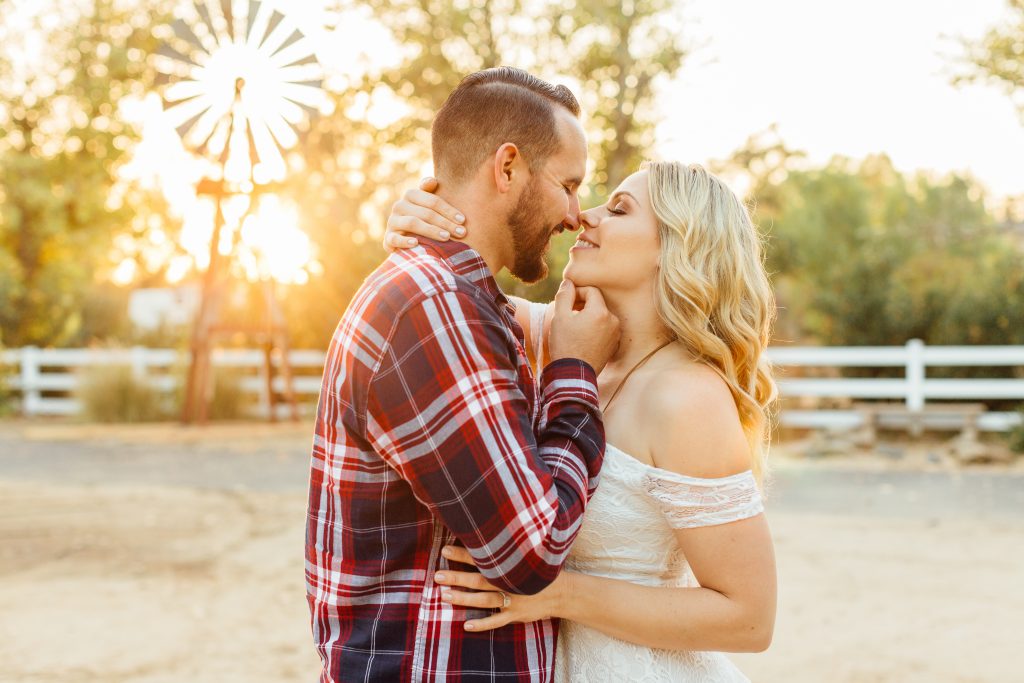 Tips on how to rock your engagement session - https://brittneyhannonphotography.com